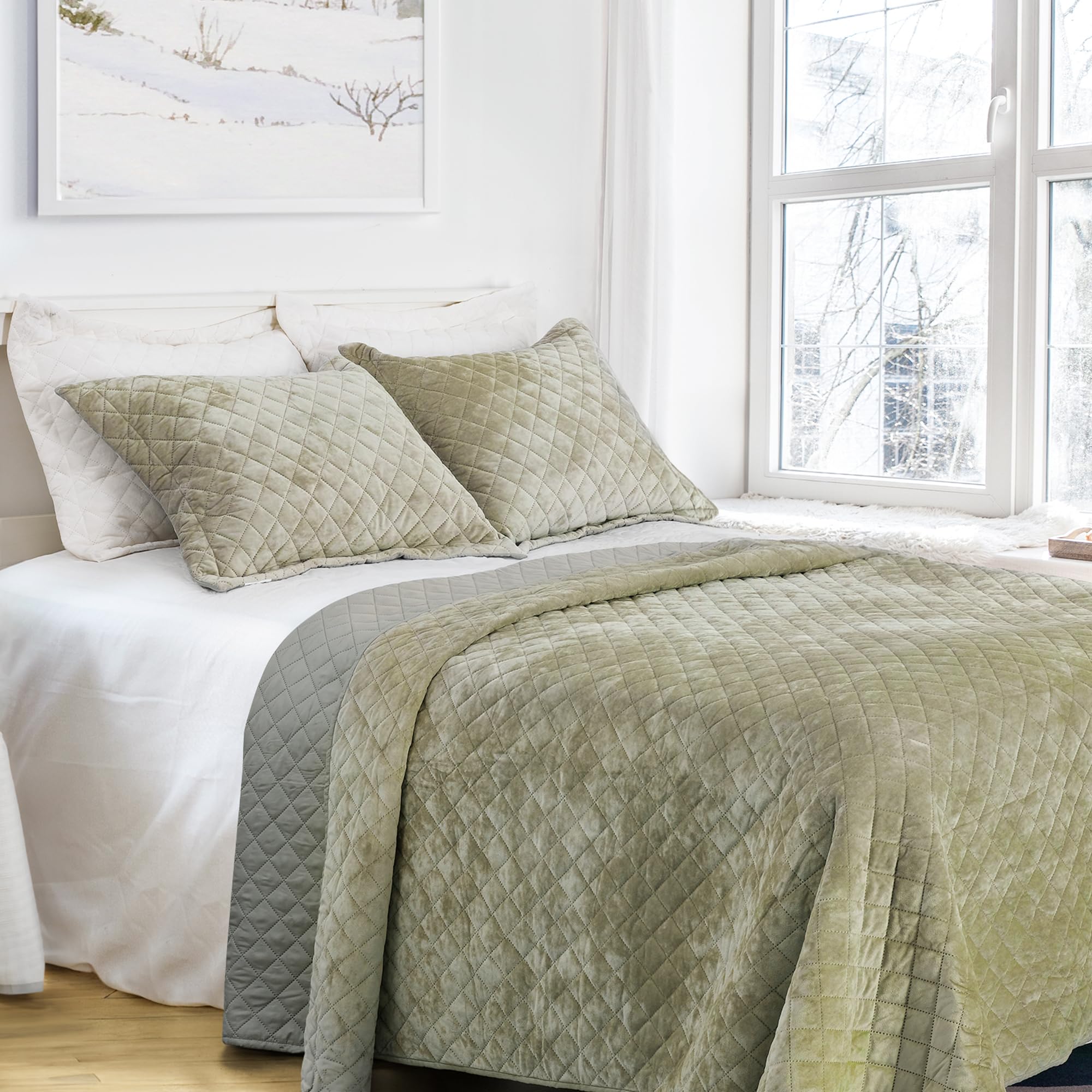 Luxury Velvet King Quilt Set, Ultra Soft Lightweight with 2 Shams Diamond Pattern, for All Season, Aqua Green